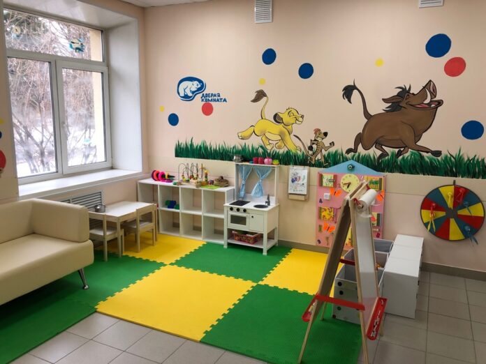 Депутат приобрел телевизор в Добрую комнату амбулатории Государственного бюджетного учреждения здравоохранения Московской области «Подольская...