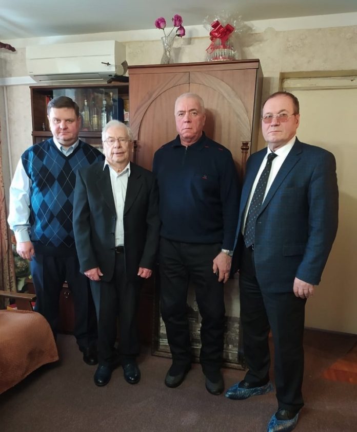 Виктора Семеновича Берсона поздравили с 90 – летним Юбилеем