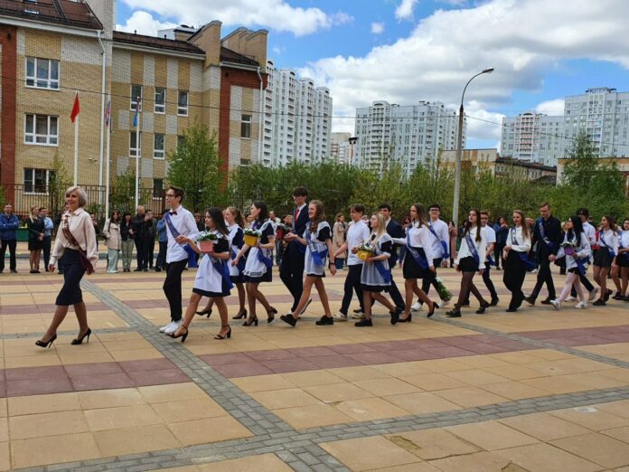 В школах муниципалитета звенят «Последние звонки»