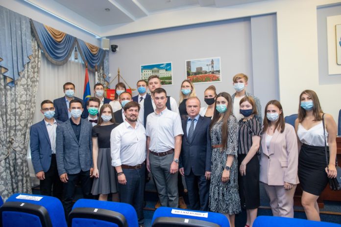 Прошло первое заседание нового состава Молодежного парламента при Совете депутатов Городского округа Подольск