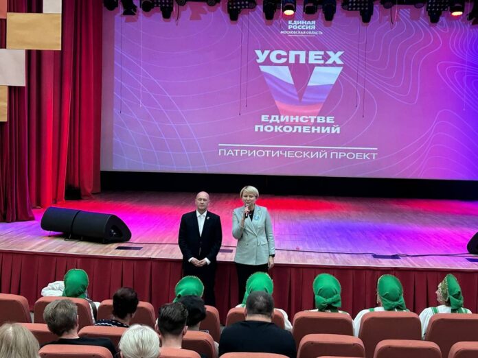 Творчество как связь поколений: в Быкове прошли «Стрелковские посиделки»