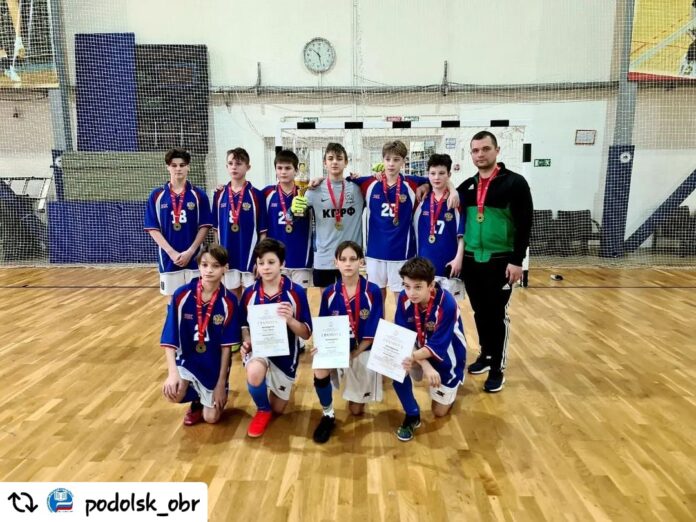 Завершился полуфинальный этап соревнований по мини-футболу в Подольске