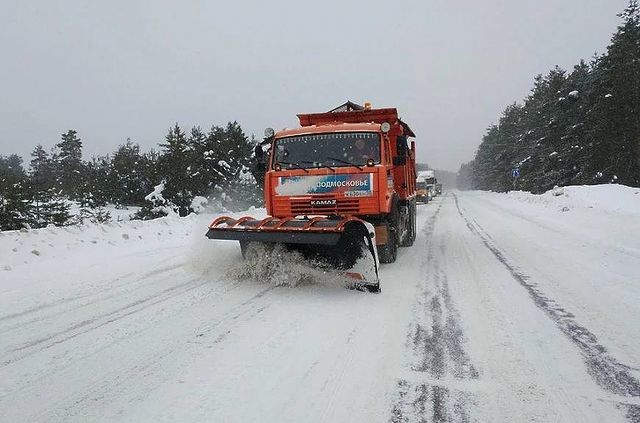 Госадмтехнадзор напоминает правила проведения уборки снега