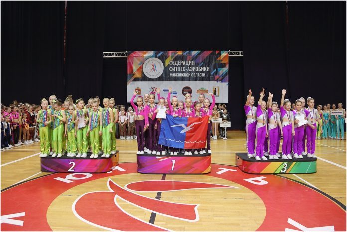 Спортсмены из Подольска завоевали «золото» на первенстве МО по фитнес-аэробике