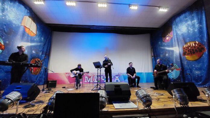 Для эвакуированных из Донбасса провели концерт «Музыка внутри»