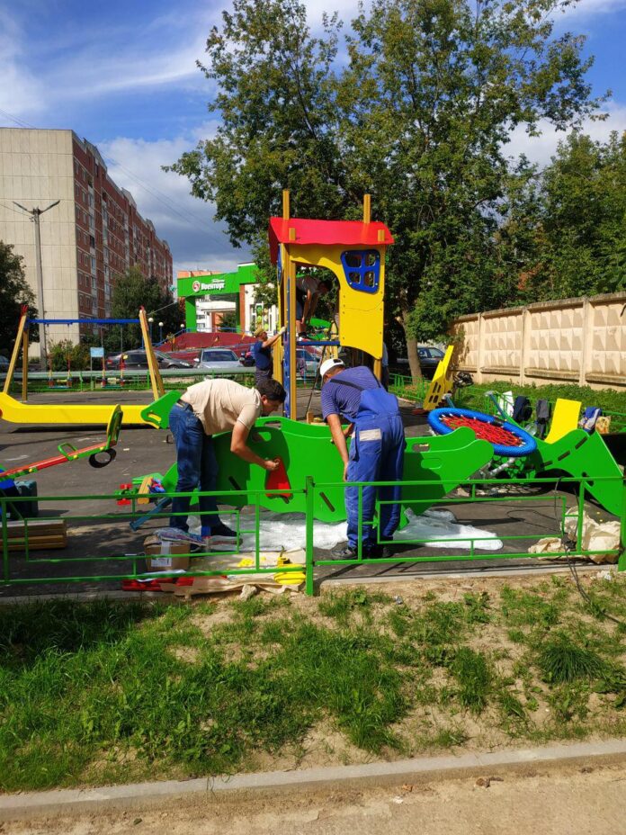 Завершены работы по комплексному благоустройству дворовых территорий в поселке Кузнечики