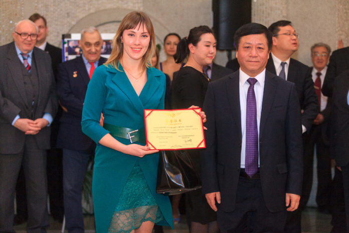 Сотрудник ВИЖ им. Л.К. Эрнста удостоена премии посла КНР в рамках конкурса «Инженер года-2019»