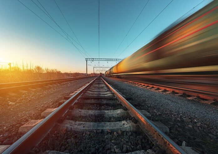 Вниманию автомобилистов! Ограничение движения на ж/д переезде в Подольске