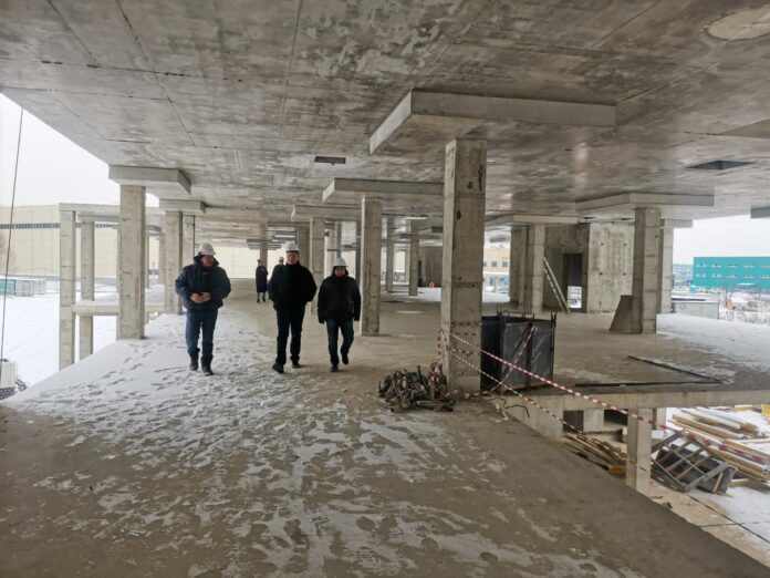 Партийцы провели мониторинг строительства завода на территории площадки АПК «Русский рыбный мир»