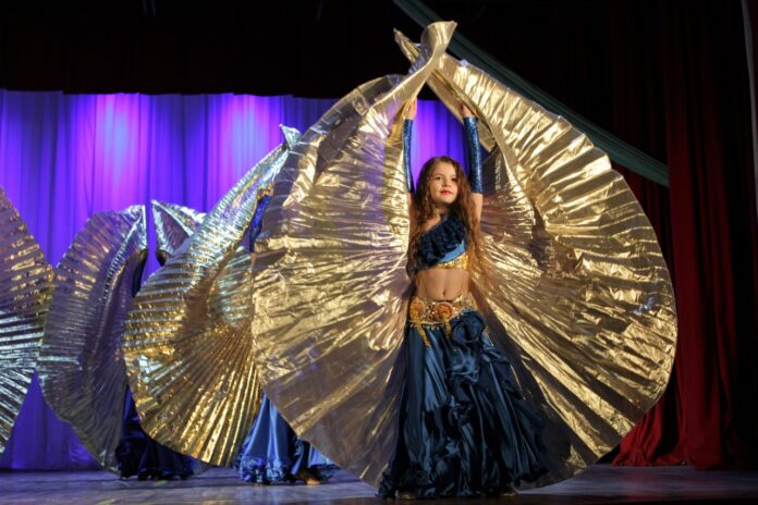 Коллектив восточного танца «Сантэ» дома культуры имени К.Маркса объявляет набор воспитанников на новый творческий...