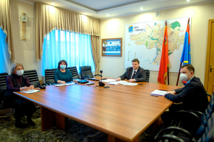 Глава муниципалитета Николай Пестов провёл приём жителей округа в дистанционном формате