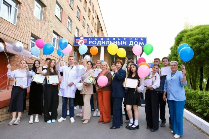 Подольские школьники успешно завершили образовательный проект «Пора все знать»