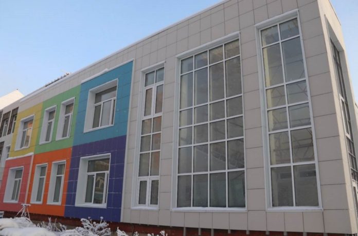 Строительство дошкольных учреждений обсудили на оперативном совещании в администрации муниципалитета