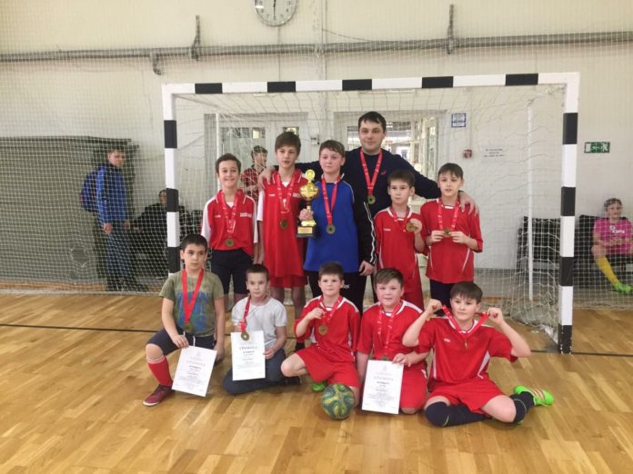 В ФСК «Заречье» прошёл зональный этап соревнований по мини-футболу