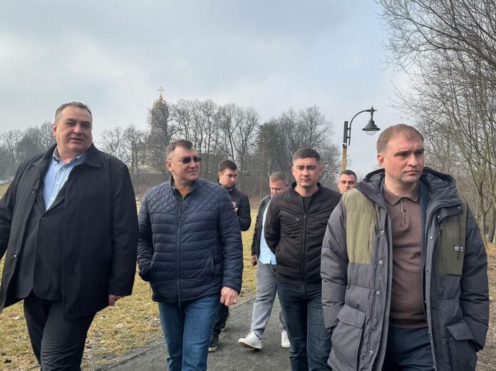 Проверку содержания территорий провели на Силикатной, в Борисовке и Дубровицах