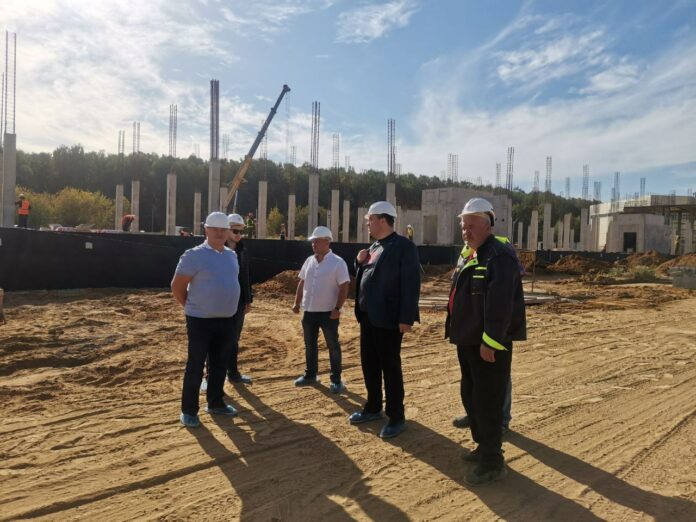 Депутат Совета депутатов, муниципальный координатор партийного проекта посетил строительную площадку ООО «АПК Русский рыбный...