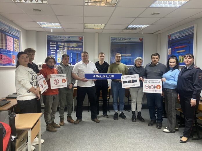 В рамках проведения Всемирного дня памяти жертв ДТП сотрудники Госавтоинспекции Московской области провели беседу...