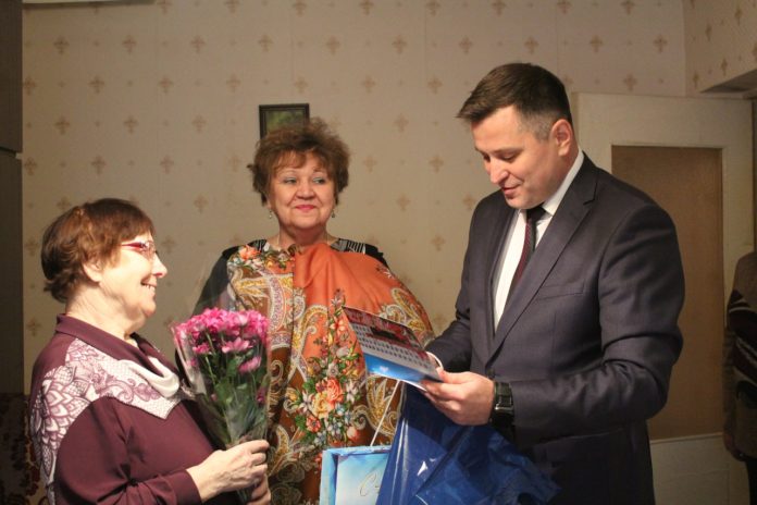 Раиса Дмитриевна Пурвина 15 февраля принимала поздравления с 90-летием