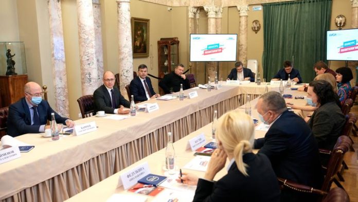 Жителей Подольска приглашают принять участие в конкурсе политологов