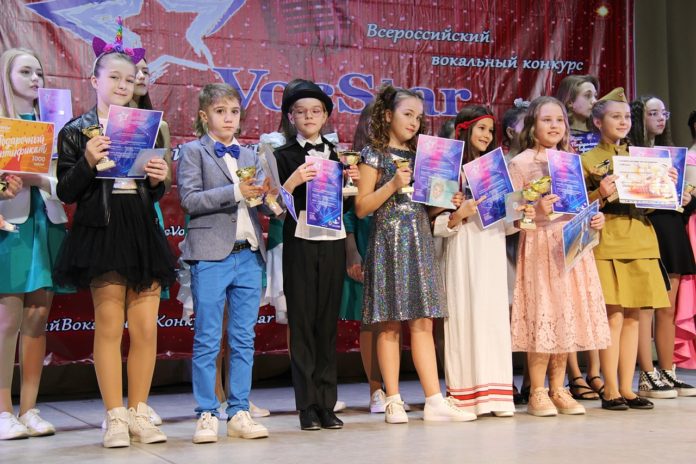 Всероссийский вокальный конкурс «VocStar» прошел в КПЦ «Дубровицы»