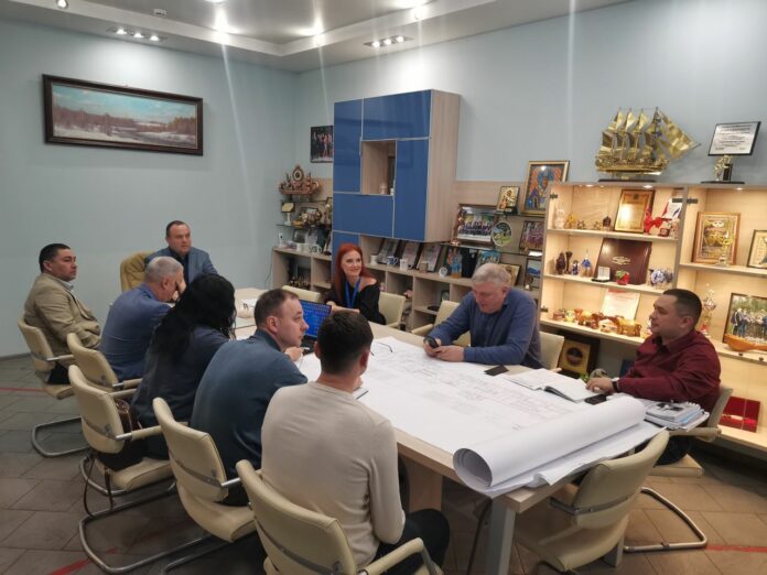 Совещание по вопросам оптимизации строительства нового предприятия АПК «Русский рыбный мир» в деревне Северово.