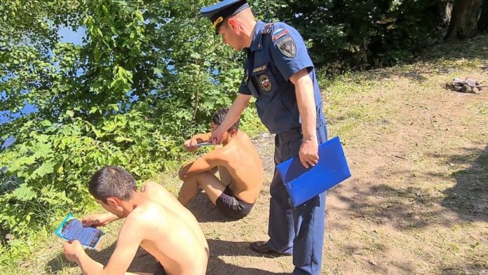 Проверили места отдыха у воды в Подольске