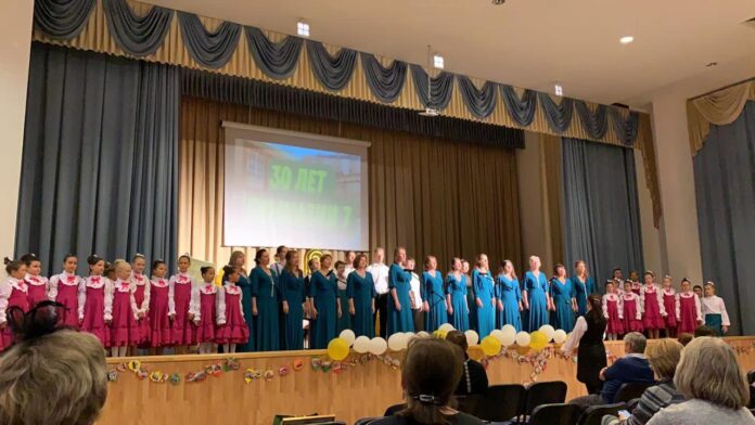 В мероприятии в честь 30-летия Гимназии №7 приняли участие творческие коллективы КПЦ «Дубровицы»