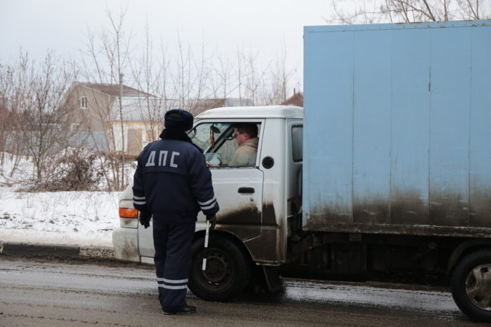 Профилактический рейд “Грузовик” проходит в Большом Подольске