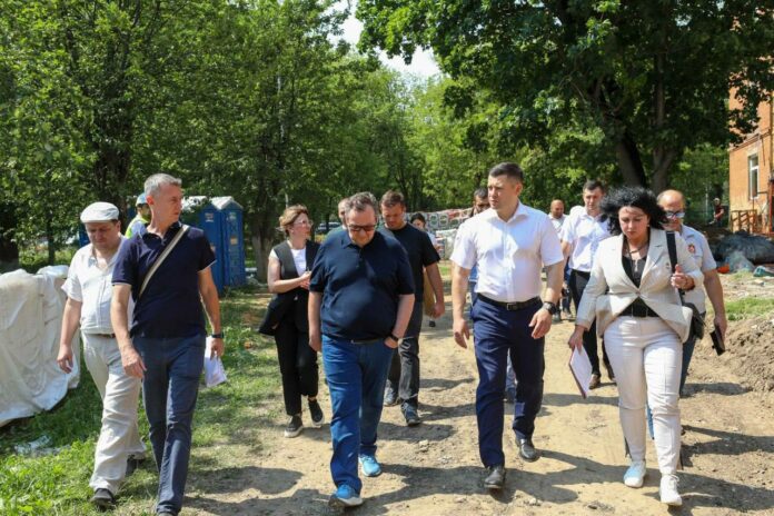 Глава горокруга Подольск проверил ход капремонта Гимназии №4