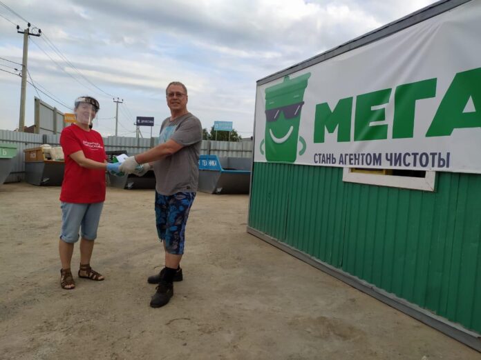 Более 400 кубометров крупногабаритного мусора сдали жители Подмосковья на площадках «Мегабак»