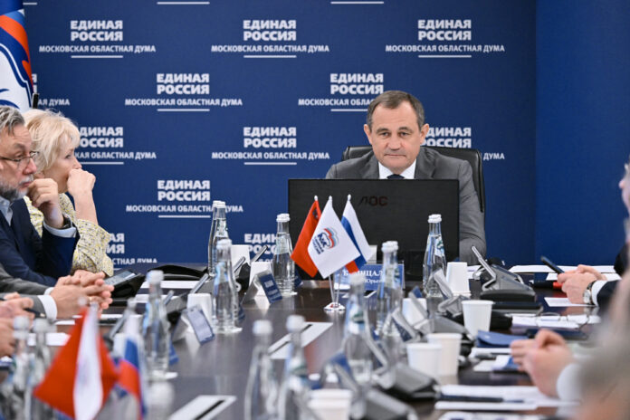 Подмосковная «Единая Россия» выдвинула кандидатов на все вакантные мандаты сентябрьских выборов – партию представят...