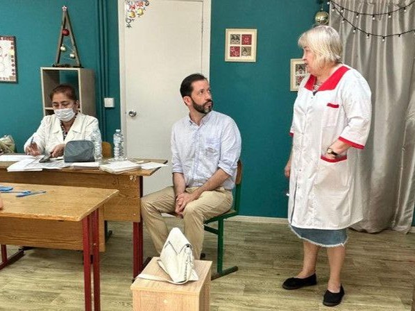 Партийцы Подольска провели мониторинг работы выездной диспансеризации