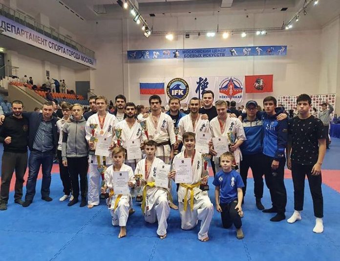 Каратисты Подольска стали лучшими на чемпионате и первенстве Москвы по кёкусинкай