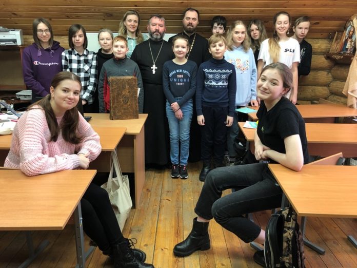 В Воскресной школе Георгиевского храма состоялся День Православной книги