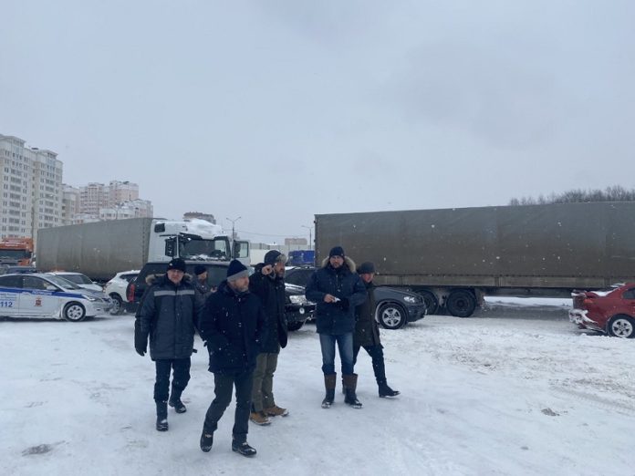 Министр транспорта и дорожной инфраструктуры Алексей Гержик проинспектировал работы по уборке снега в Подольске