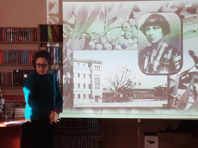 В Дубровицкой библиотеке состоялся вечер-воспоминание, посвященный творчеству Марины Цветаевой