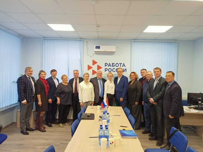 Депутат Горсовета принял участие в организации и проведении Первого заседания Комиссии по развитию профессионального...