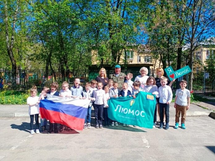 В рамках проекта «Старший брат» учащиеся семейных классов встретились с председателем общественной организации «Братство...