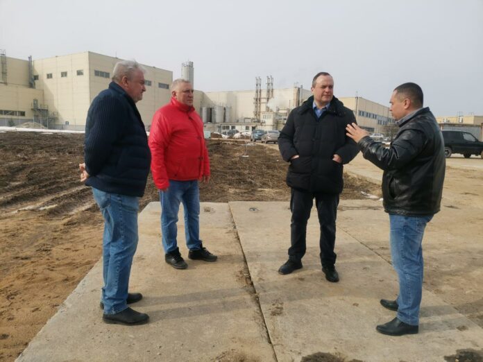 Депутат Совета депутатов посетил строительную площадку ООО «АПК Русский рыбный мир»