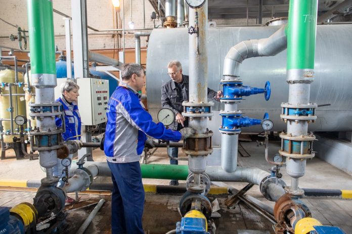 Плановые гидравлические испытания в рамках подготовки к зиме состоялись в котельной на улице Гайдара