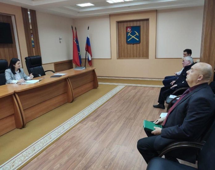 Безопасность на крупных объектах потребительского рынка обсудили в администрации округа