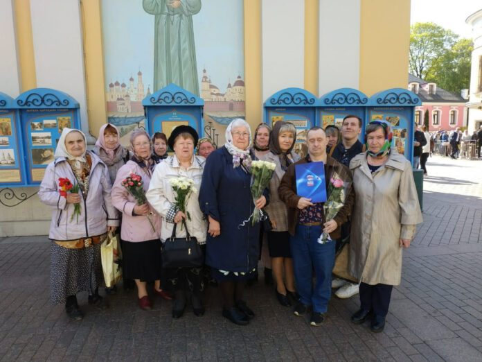 В рамках проекта «Единая страна — доступная среда» организована поездка в Покровский монастырь