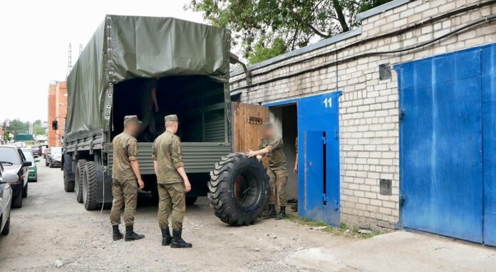 Шины на спецтехнику сегодня передали войсковой части, бойцы которой принимают участи в СВО