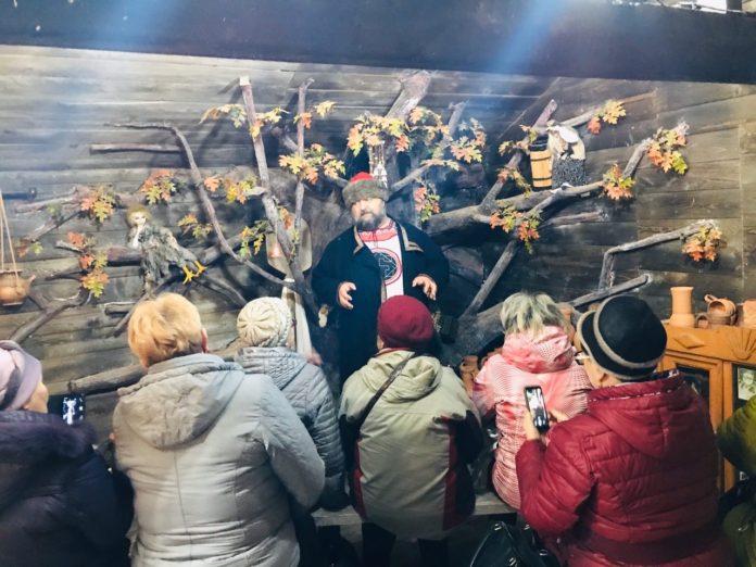 В гостях у Русского музея обрядов и быта побывал Климовский социально-оздоровительный центр «Надежда»