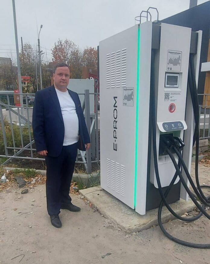 Депутат фракции «Единая Россия» в Совете депутатов горокруга Подольск проверил работу сети зарядных станций...