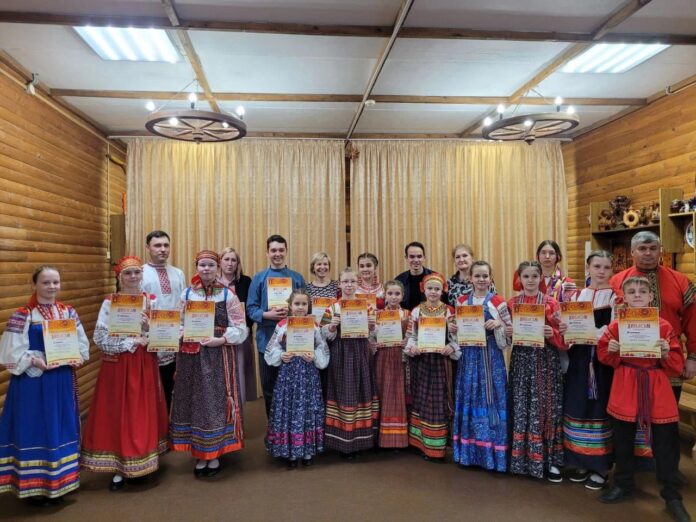 В подольской школе фольклорного искусства «Моя Русь» прошел крнкурс солистов «Живой родник»