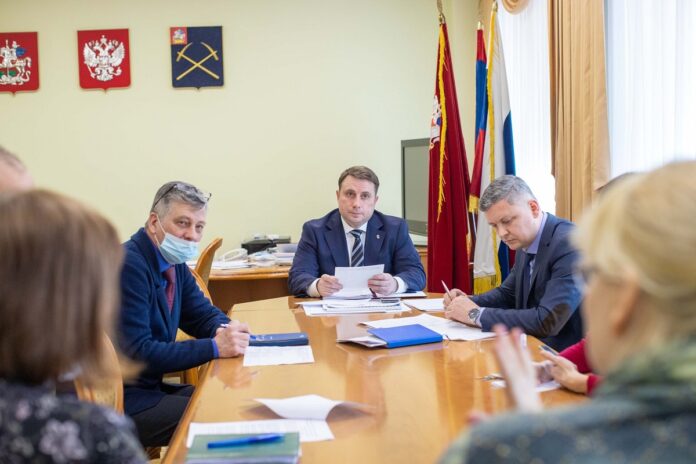 Очередной прием граждан провел 14 марта Дмитрий Жариков