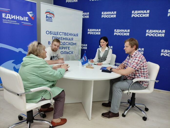 В центре поддержки гражданских инициатив «Единые» состоялась встреча Раисы Петровны Федоровой с Николаем Сокоренко...