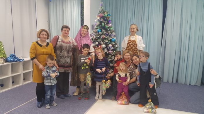 Новогодние мероприятия для детей в рамках благотворительной акции состоялись в микрорайоне Подольска