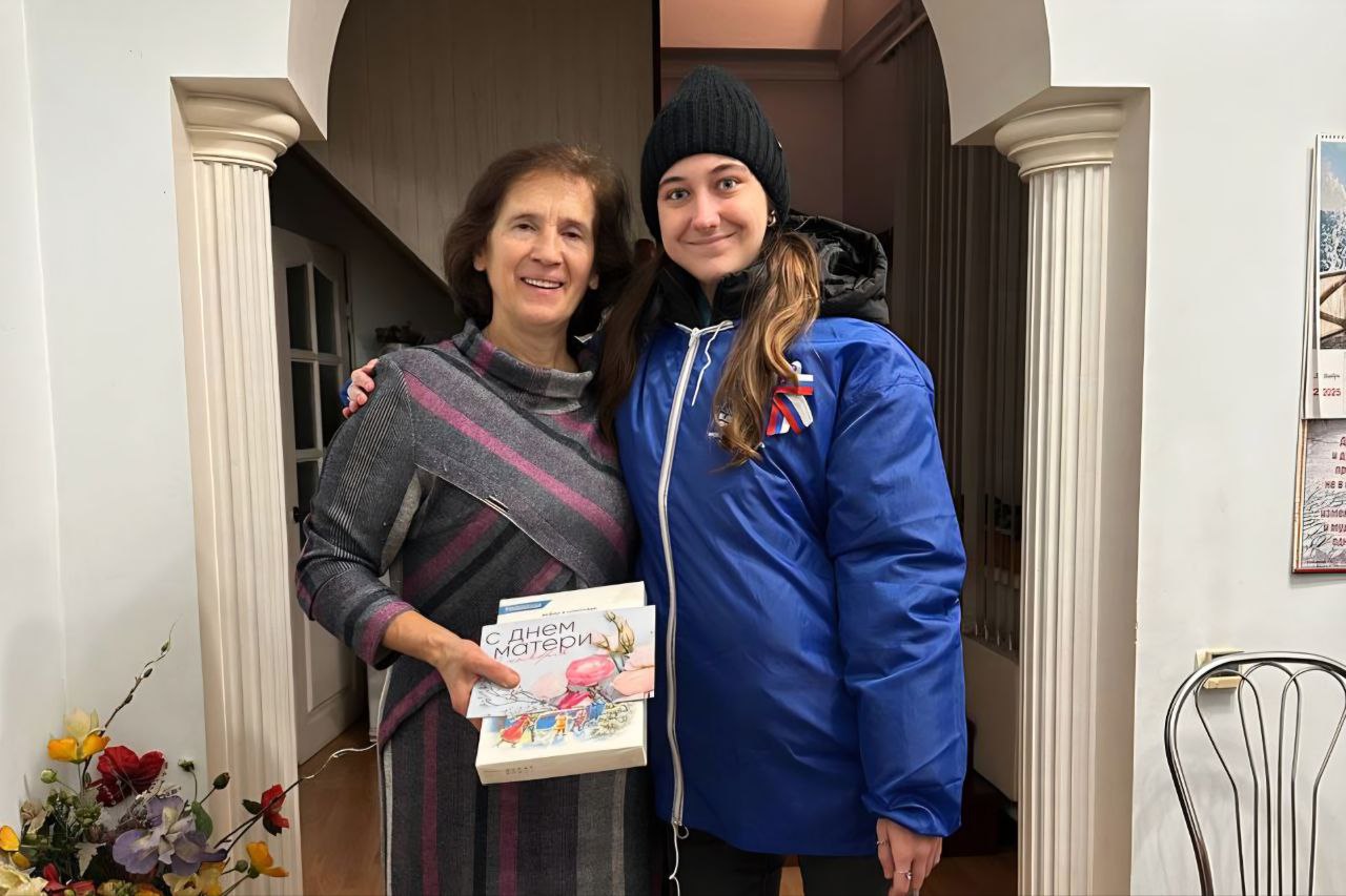 «Единая Россия» в Подольске поддержала семьи военнослужащих в День матери